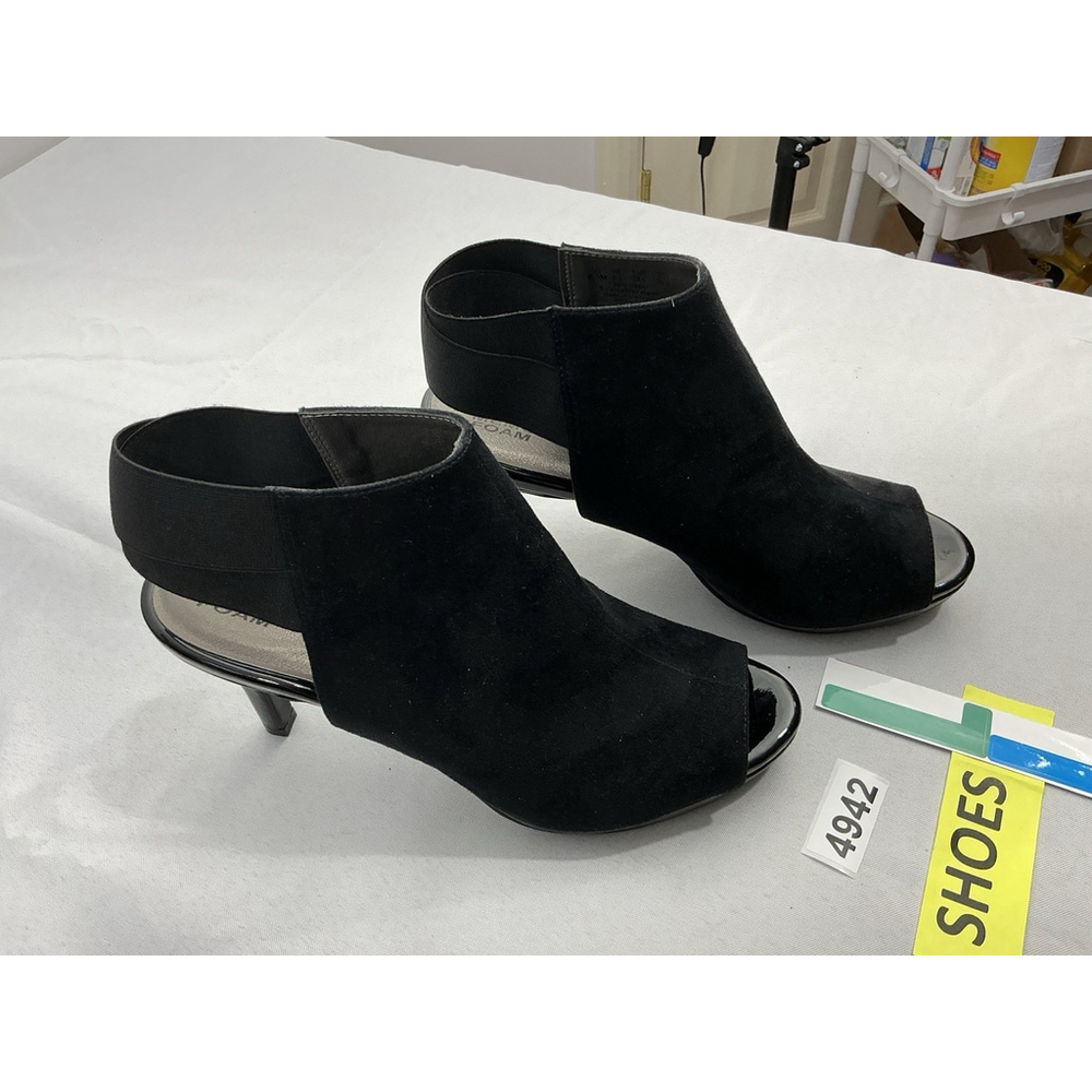 Womans Life Strides Velocity Flex Amanda Pull On Ankle Boots 8.5 M Black NWOT